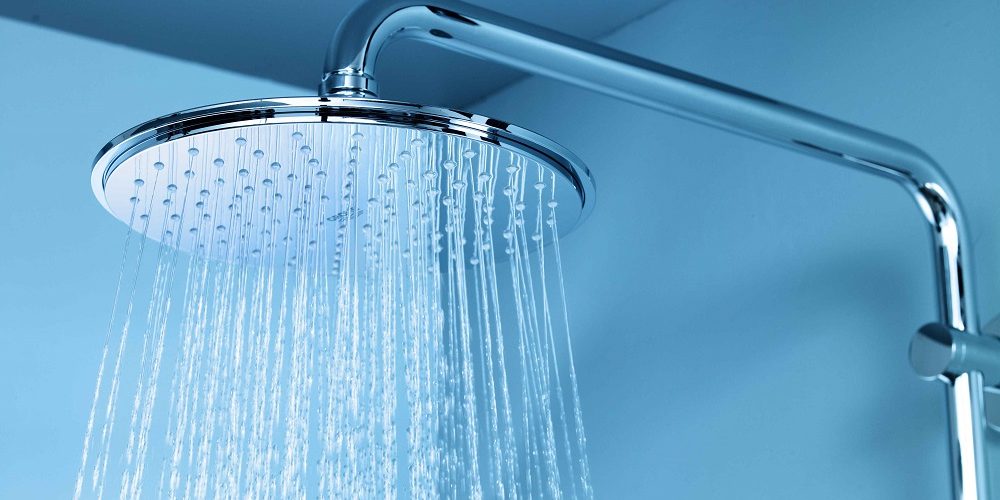 الاستحمام بالدوش قصته وبداياته1